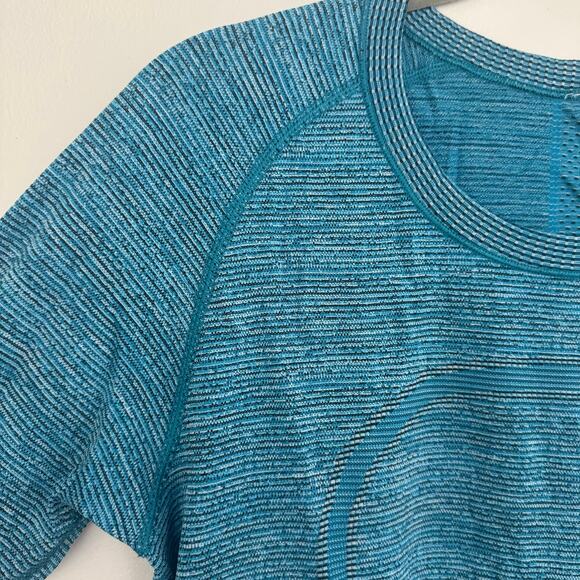 Lululemon Long Sleeve Athletic Swiftly Tee. - Picture 4 of 7